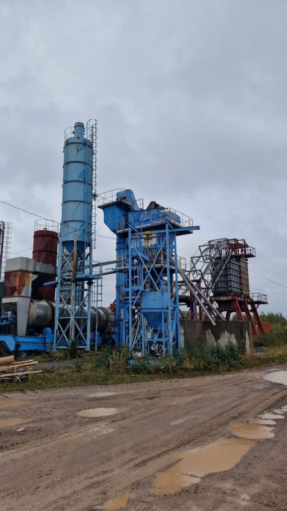 Асфальтобетонный завод Ca-Long б/у на семи полуприцепах